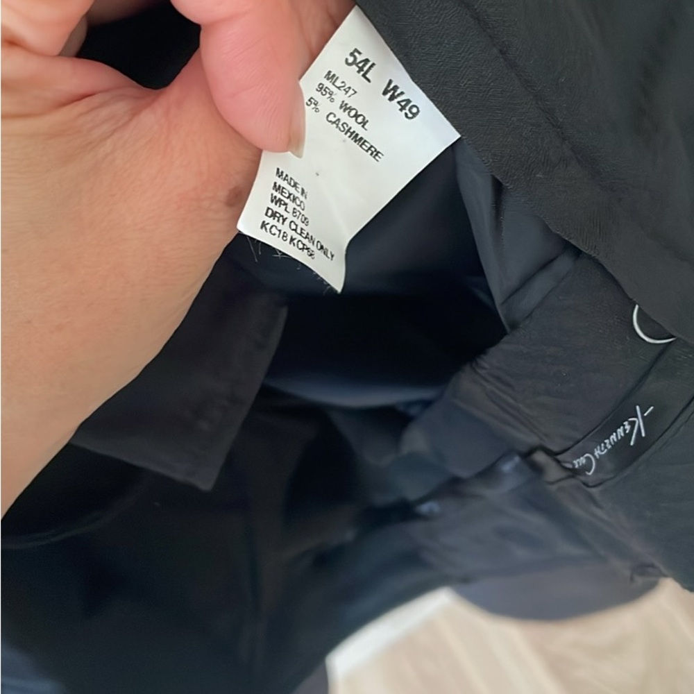 Kenneth Cole men’s suit